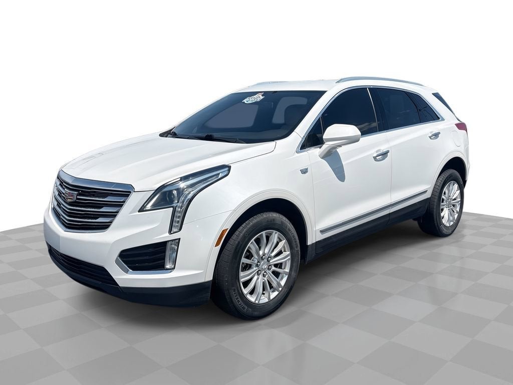 2019 Cadillac XT5 FWD in Crystal White Tricoat — front three-quarter view