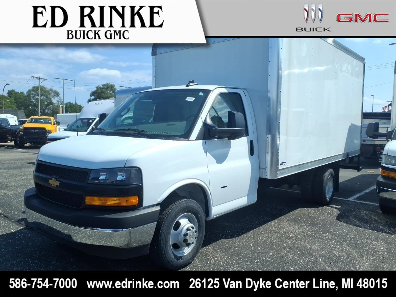 2026 GMC Savana Cutaway 3500