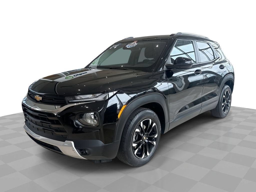 2022 Chevrolet Trailblazer LT in Mosaic Black Metallic — front three-quarter view